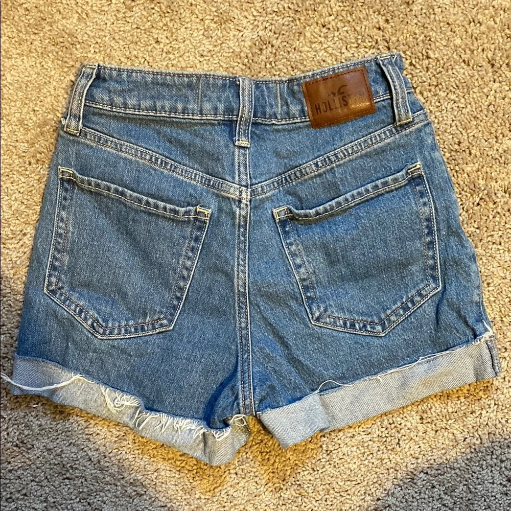 Hollister Women's Blue Denim Shorts - Picture 2 of 3